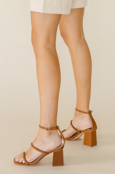 Shoes Well-Built Bohme Women Brown Kira Heels In Brown